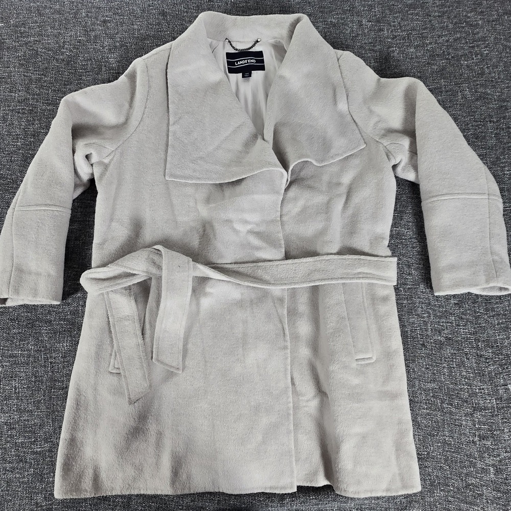 Lands End Women's Dove Grey Cream Belted Coat